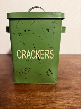 Rustic Metal Crackers Tin Canister w/ Lid Green Farmhouse Kitchen Storage Two’s